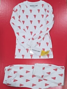 Sammy + Nat White Pajama Set with Red Heart Pattern Size 5